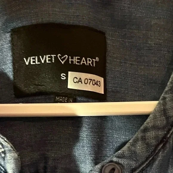 Dress - Picture 3 of 4